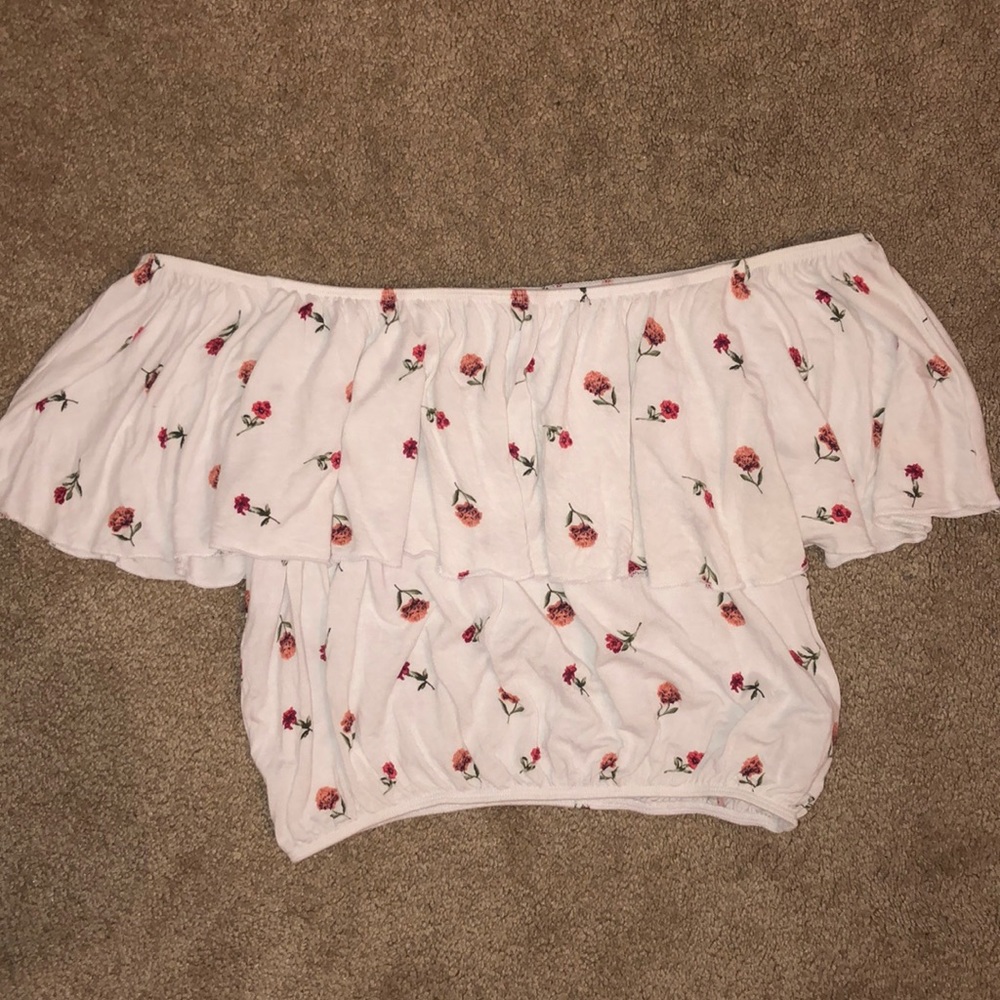 FOREVER 21 FLORAL BLOUSE SIZE LARGE
